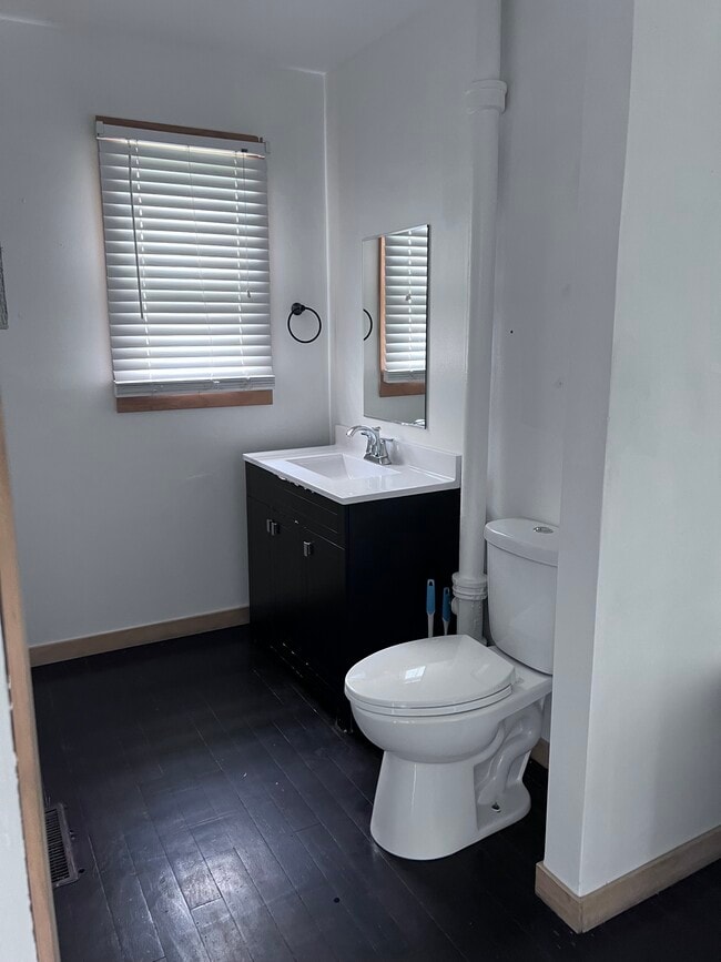 639 S Main Ave in Dickinson, ND - Building Photo - Building Photo