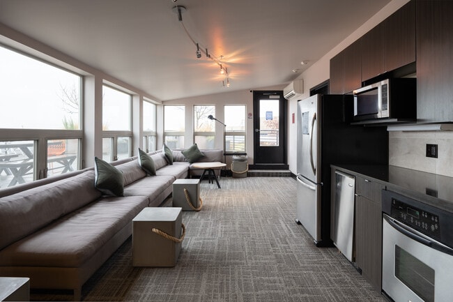 Lawrence Lofts in Seattle, WA - Building Photo - Interior Photo
