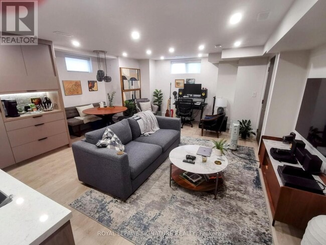 property at 20 Lukow Terrace