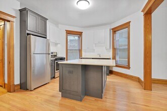 1826 W Patterson Ave in Chicago, IL - Building Photo - Building Photo