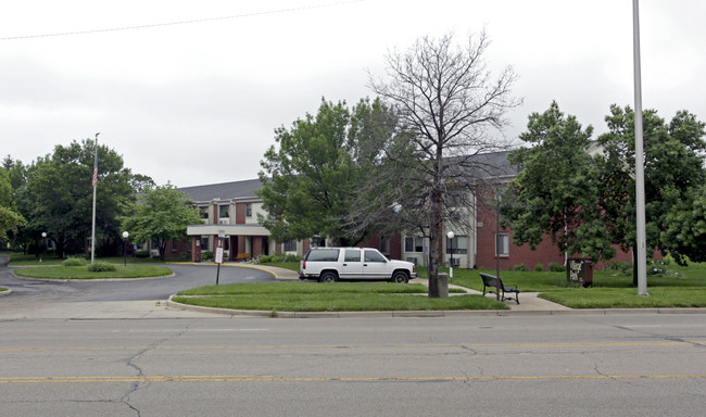 Village Park in Dayton, OH - Building Photo - Building Photo