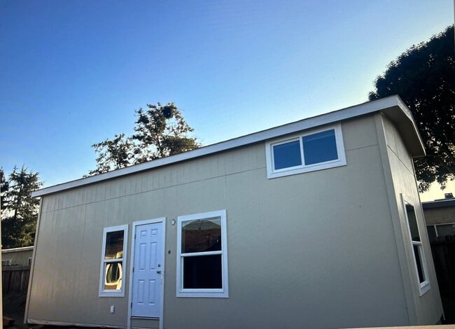 property at 3912 Amigo Dr