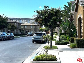 3653 W Luther Ln in Inglewood, CA - Building Photo - Building Photo