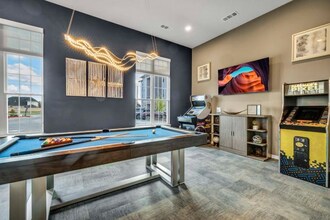 20220 Bellaire Blvd-Unit -1-9107 in Richmond, TX - Building Photo - Building Photo