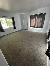 221 9th Ave S in Great Falls, MT - Foto de edificio - Building Photo