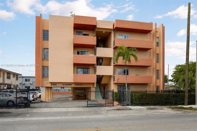 property at 2401 SW 10th St