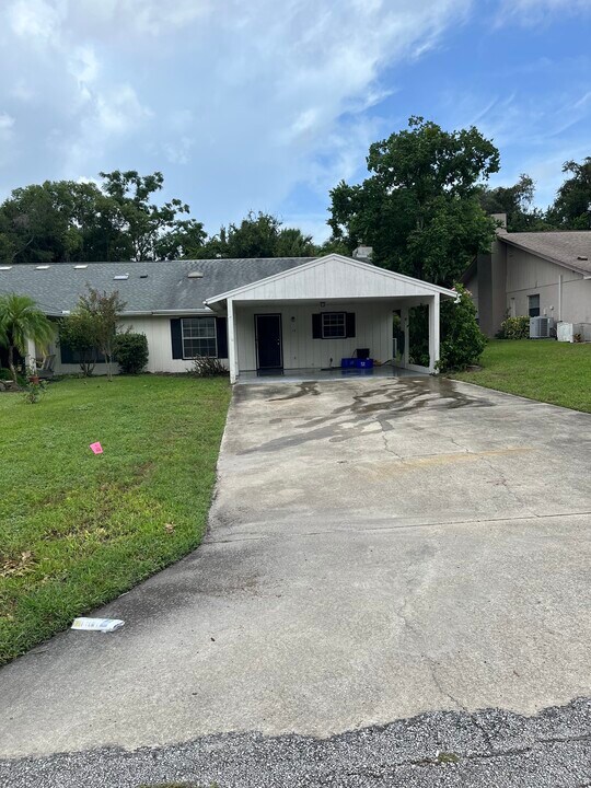 6 Red Maple Cir in Ormond Beach, FL - Building Photo