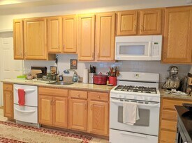 7 Wareham St, Unit 1 in Medford, MA - Building Photo