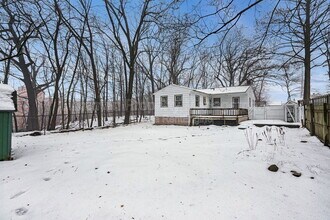 2021 Academy St in Kalamazoo, MI - Building Photo - Building Photo