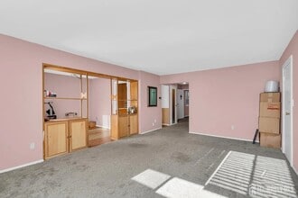 20 Lake Ave, Unit 5B in East Brunswick, NJ - Building Photo - Building Photo