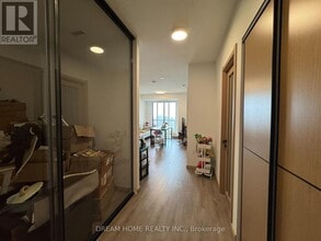 3429 Sheppard Ave E in Toronto, ON - Building Photo - Building Photo