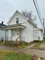 329 E Mechanic St in Shelbyville, IN - Building Photo