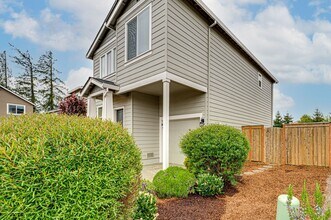 1916 Robin Way in Ridgefield, WA - Building Photo - Building Photo