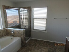 110 Carrington St in Hutto, TX - Building Photo - Building Photo