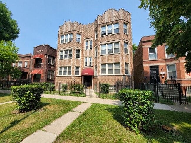 property at 6833 S Indiana Ave