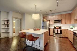 Farmhouse Apartments in Austin, TX - Building Photo - Building Photo