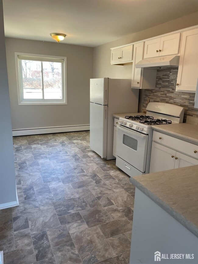 property at 5 Lake Ave