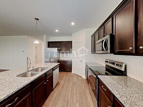 12030 Riley Nicholes Wy in Matthews, NC - Foto de edificio - Building Photo