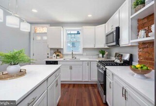 2815 Orleans St in Baltimore, MD - Foto de edificio - Building Photo