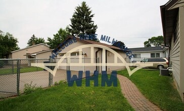 3847 N 93rd St in Milwaukee, WI - Building Photo - Building Photo