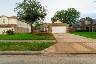 13710 Sablegarden Ln in Houston, TX - Building Photo