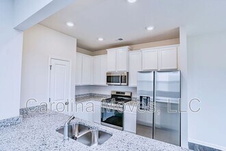 18 Apricot Ln in Duncan, SC - Building Photo - Building Photo