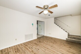 7778 Biloxi Cove in Millington, TN - Building Photo - Building Photo
