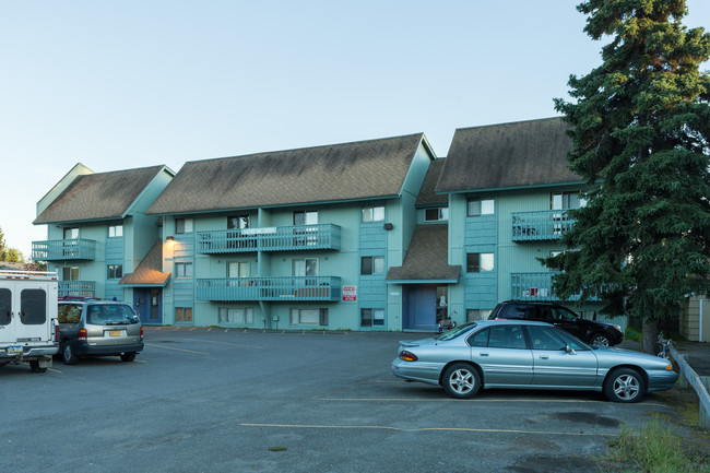 Buscemi Apartments in Anchorage, AK - Building Photo - Building Photo