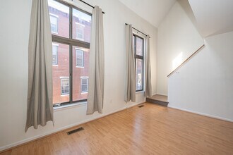 765 N Ringgold St, Unit B in Philadelphia, PA - Building Photo - Building Photo