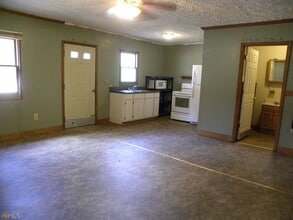 2445 Wynn Lake Rd in Alto, GA - Building Photo - Building Photo