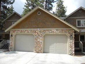 41776 Brownie Ln in Big Bear Lake, CA - Building Photo - Building Photo