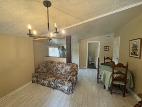 75 McDonald St in Barrie, ON - Building Photo - Building Photo