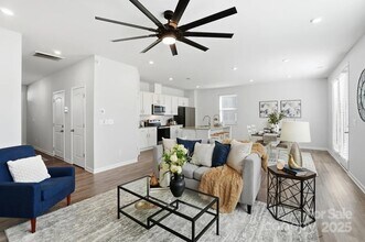 2132 Blue Sky Mdws Dr in Monroe, NC - Building Photo - Building Photo