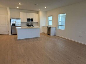 5195 Loyalty Dr in St. Cloud, FL - Building Photo - Building Photo