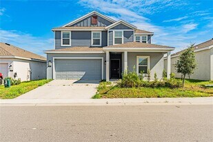 1021 Waterfall Blvd in Davenport, FL - Building Photo