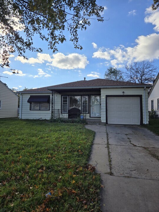 1219 N Harding Ave in Wichita, KS - Building Photo