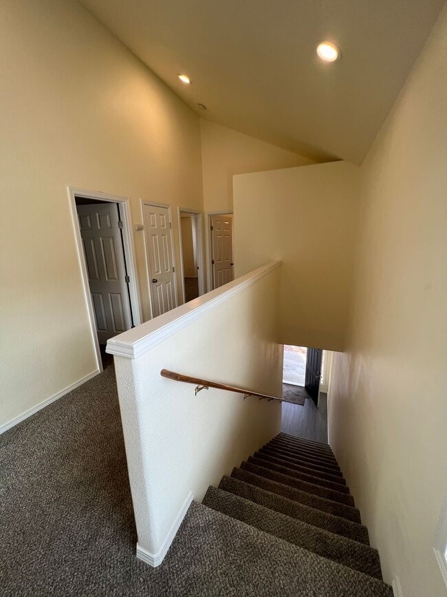 4121 Forsythia St in Springfield, OR - Building Photo - Building Photo