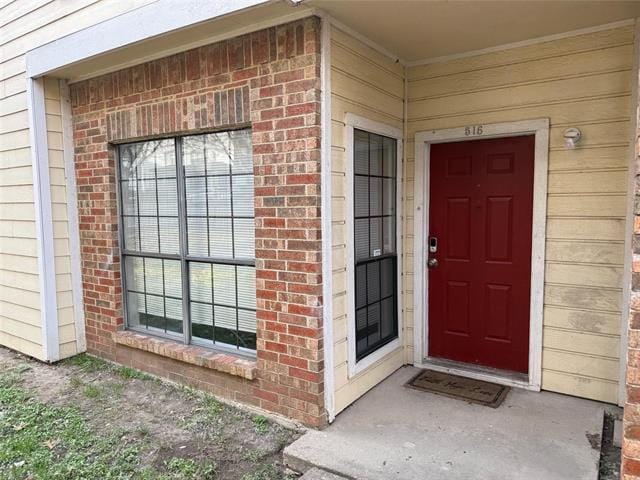 property at 9601 Forest Ln