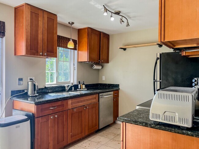 633 NW 85th St in Seattle, WA - Building Photo - Building Photo