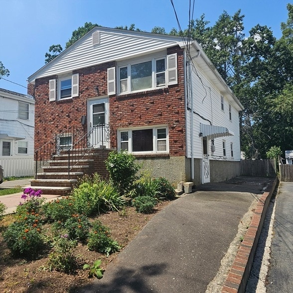 property at 131 Itasca St