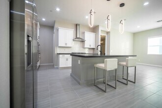 117 Brixton Ave in Henderson, NV - Building Photo - Building Photo