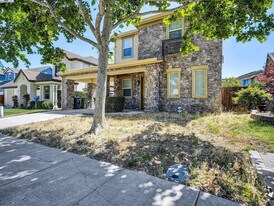 4312 Middlefield Dr in Tracy, CA - Building Photo