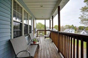 31-33 5th Ave in Webster, MA - Building Photo - Building Photo