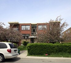 18 Fraserwood Ave Apartments