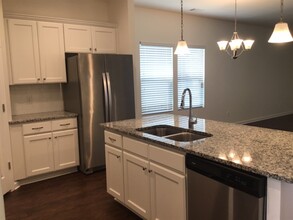 330 Crabapple Cir in Savannah, GA - Building Photo - Building Photo