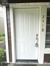 2518 NW 1st Dr in Gresham, OR - Building Photo - Building Photo