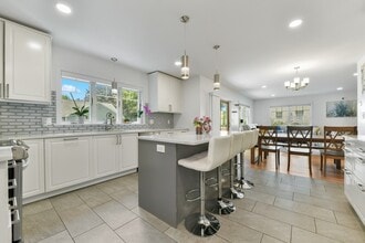 10 Farrow St in Winchester, MA - Building Photo - Building Photo