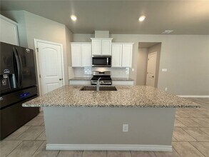 7637 Bullrider Dr in Corpus Christi, TX - Building Photo - Building Photo