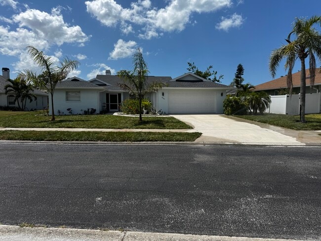 property at 405 Bayside Ln