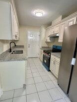 3209 Idaho Ave in Kenner, LA - Building Photo